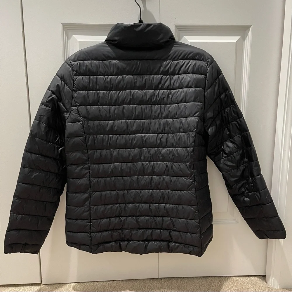 Black Old Navy Zip Up Puffer - Picture 3 of 4